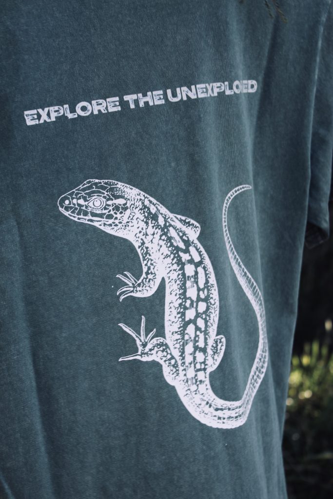 Polera desgaste natural - Bosque profundo